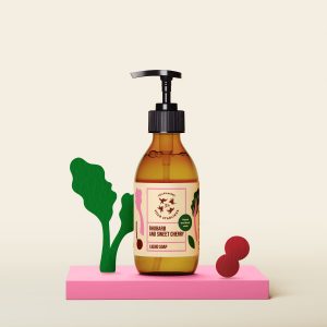 Natūralus skystas muilas "Vyšnia ir rabarbarai" - 300 ml.